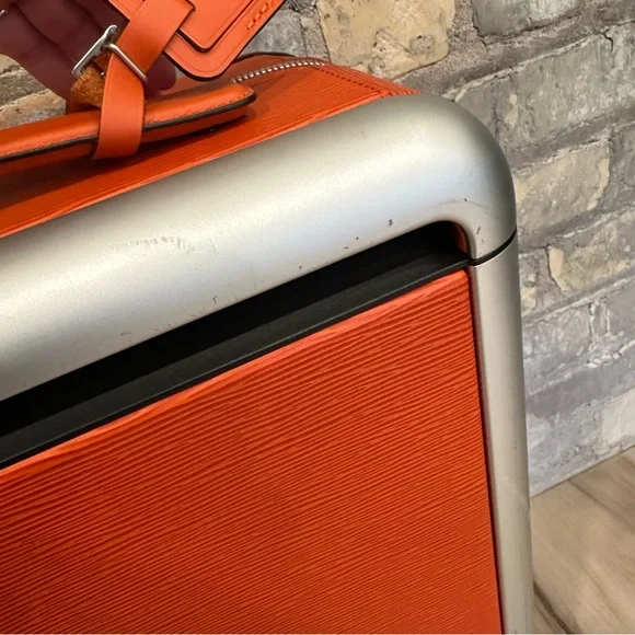 Orange Louis Vuitton Horizon 55 Rolling Suitcase - Picture 16 of 16